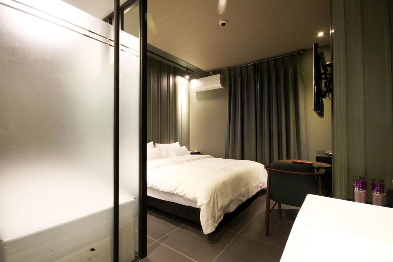 Hotel 38.5 Jinhae Changwon Esterno foto