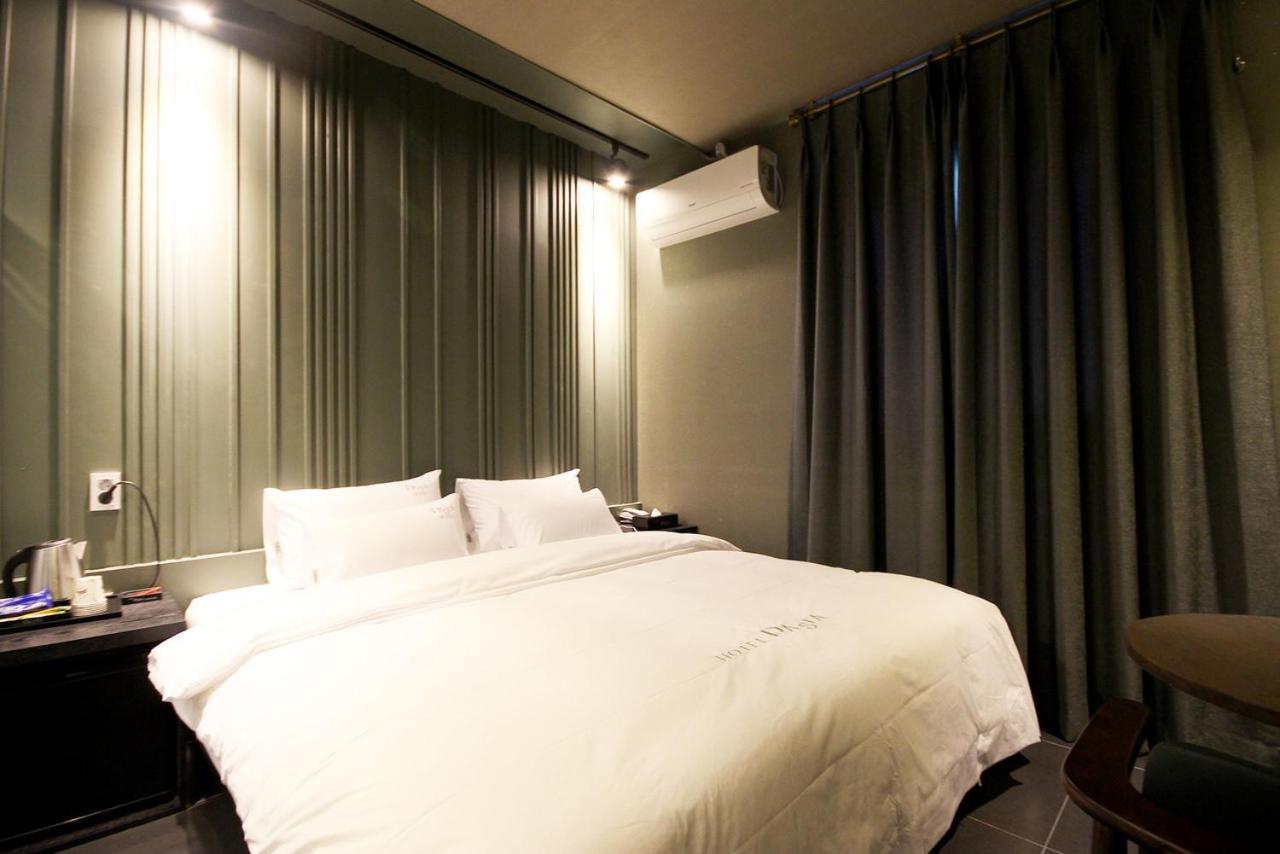 Hotel 38.5 Jinhae Changwon Esterno foto