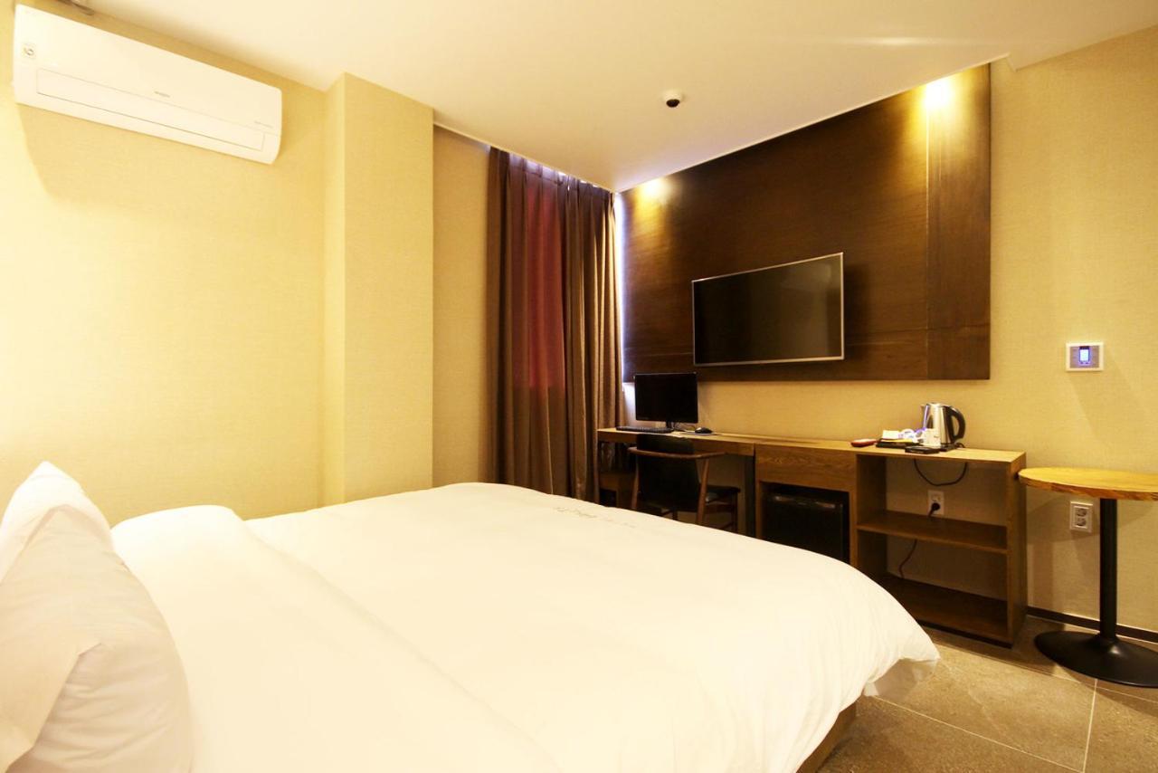 Hotel 38.5 Jinhae Changwon Esterno foto