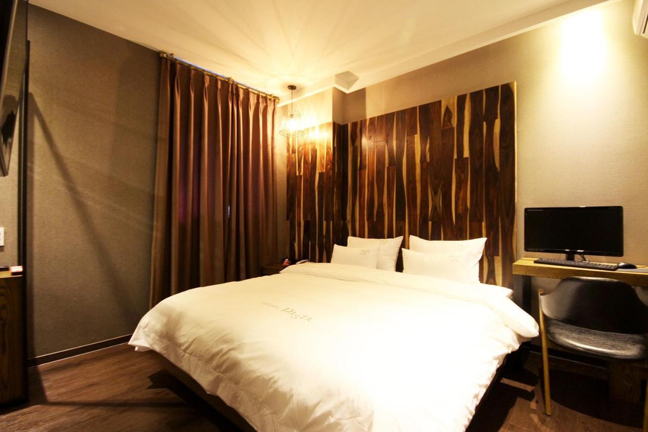 Hotel 38.5 Jinhae Changwon Esterno foto